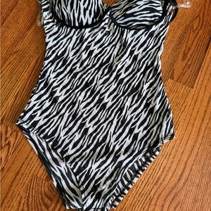 Black & White Zebra Print  body suit NWOT